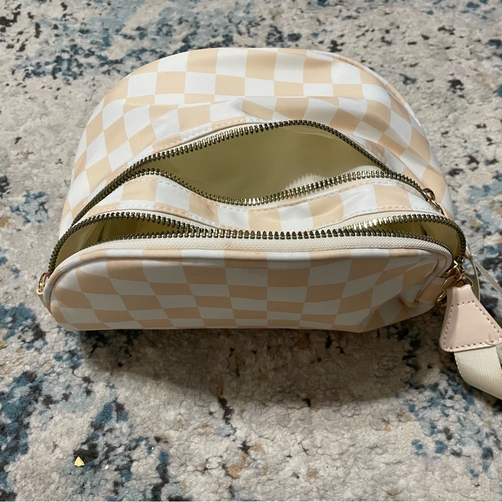 Checkered Cream and White Women's Bag - Picture 8 of 11